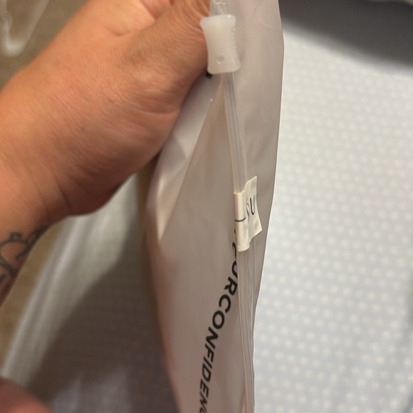 New underoutift comfort shaping bra see photos. ALL NEW IN ORIGINAL PACKING BAG - Picture 10 of 12